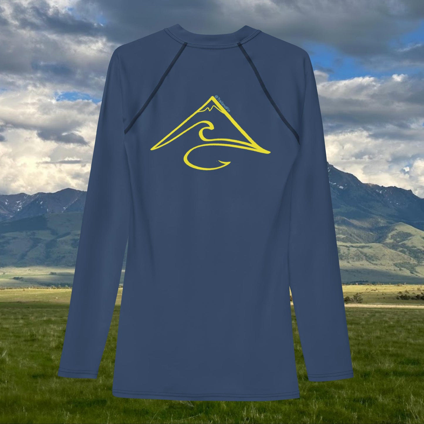 In The Mountains Men's long sleeve